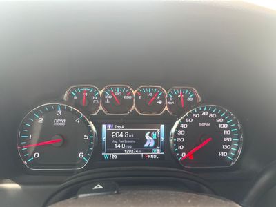 2019 Chevrolet Suburban - Photo 21