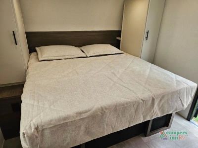 2027 Forest River Westbrook Luxury — photo 46 view