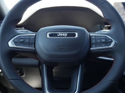 2024 Jeep Compass - Photo 14