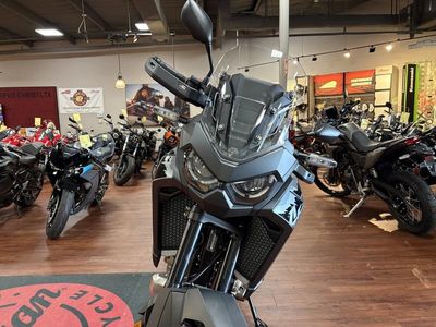 2025 Honda Africa Twin - Photo 7