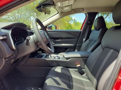 2026 Mazda CX-50 - Photo 3