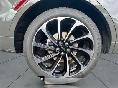 2024 Lincoln Nautilus — detail view