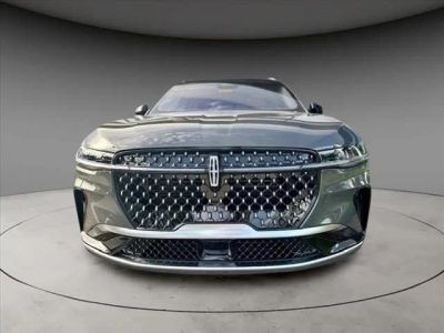 2024 Lincoln Nautilus — side profile view
