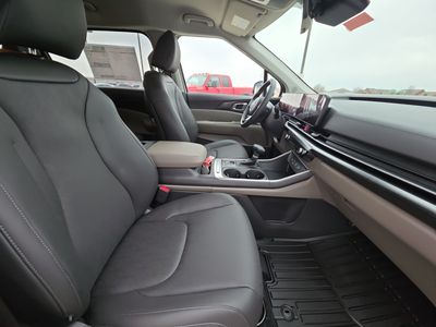 2026 Kia Carnival — photo 15 view