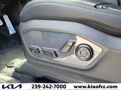 2027 Kia Telluride Hybrid - Photo 23