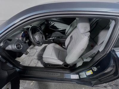 2023 Chevrolet Camaro - Photo 12