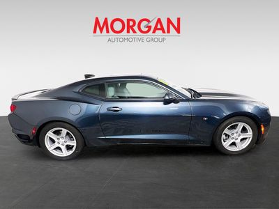 2023 Chevrolet Camaro - Photo 2