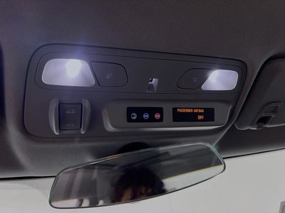 2023 Chevrolet Camaro - Photo 18