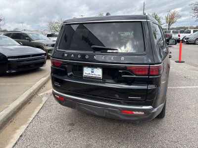 2022 Jeep Wagoneer - Photo 25