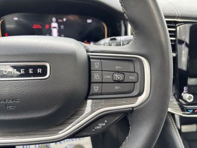 2022 Jeep Wagoneer - Photo 63