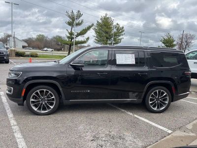 2022 Jeep Wagoneer - Photo 17