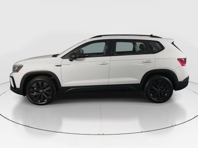 2024 Volkswagen Taos - Photo 4