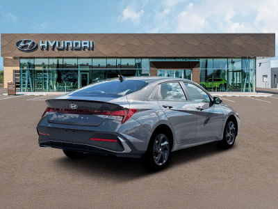 2026 Hyundai Elantra - Photo 7