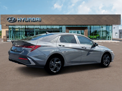 2026 Hyundai Elantra - Photo 8