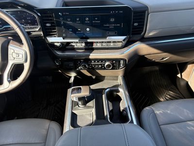 2024 Chevrolet Silverado 1500 — photo 13 view