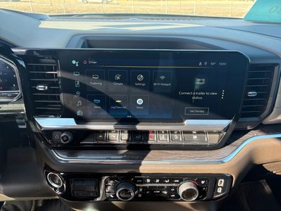 2024 Chevrolet Silverado 1500 — photo 11 view
