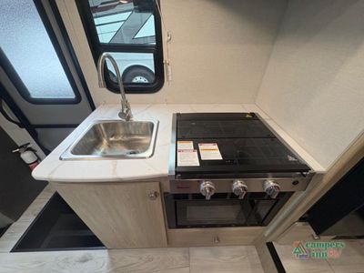 2026 Coachmen RV Leprechaun - Photo 11
