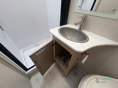 2026 Coachmen RV Leprechaun - Photo 33