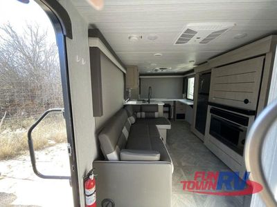 2024 Forest River RV Salem - Photo 7