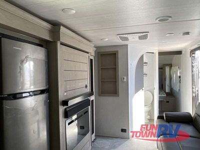 2024 Forest River RV Salem - Photo 10