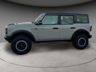 2025 Ford Bronco — side profile view