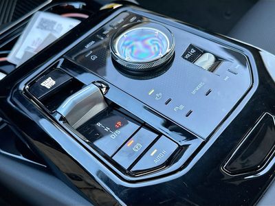2026 BMW 5 Series - Photo 14