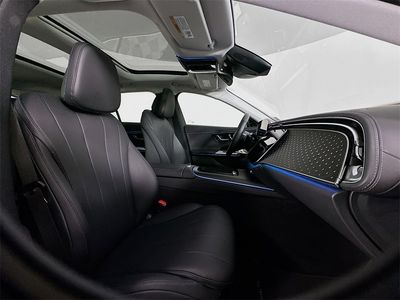 2025 Mercedes-Benz E-Class - Photo 30
