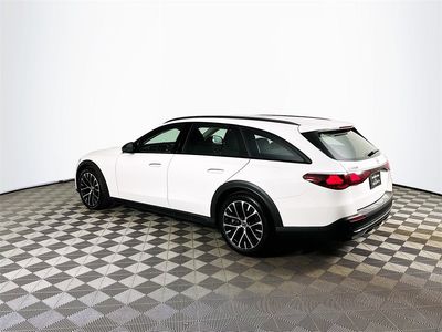2025 Mercedes-Benz E-Class - Photo 5