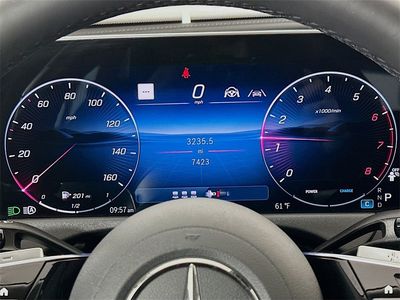 2025 Mercedes-Benz E-Class - Photo 12