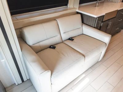 2026 Entegra CENTURION — photo 9 view