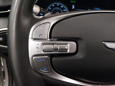 2025 Genesis GV70 - Photo 12