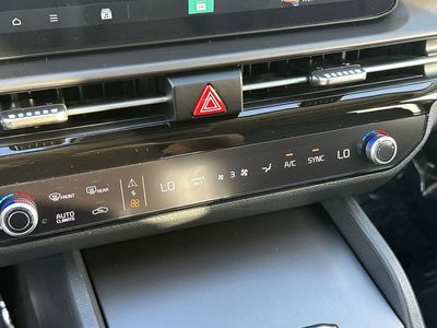 2026 Kia Sportage Hybrid — photo 18 view