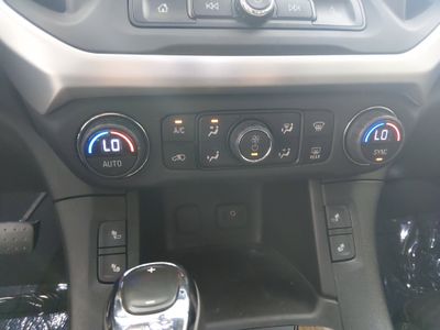 2019 GMC Acadia - Photo 18