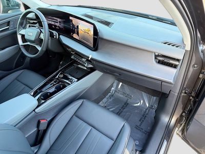 2026 Audi Q3 - Photo 14