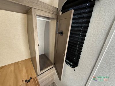 2025 CrossRoads RV Sunset Trail - Photo 18
