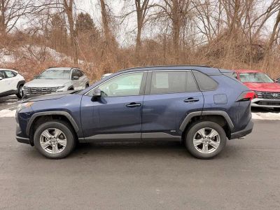 2024 Toyota RAV4 Hybrid XLE - Photo 8