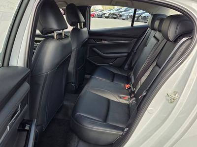2026 Mazda Mazda3 - Photo 5