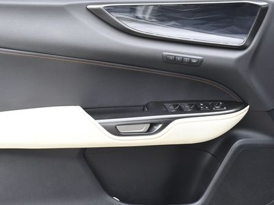 2023 Lexus NX - Photo 22