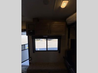 2018 Pacific Coachworks Ragen - Photo 36