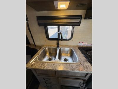 2018 Pacific Coachworks Ragen - Photo 29