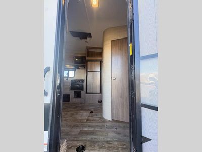 2018 Pacific Coachworks Ragen - Photo 14