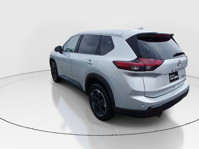 2024 Nissan Rogue - Photo 5