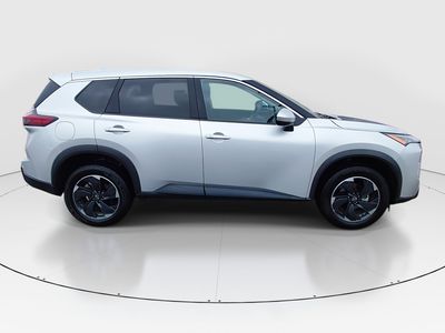 2024 Nissan Rogue - Photo 8