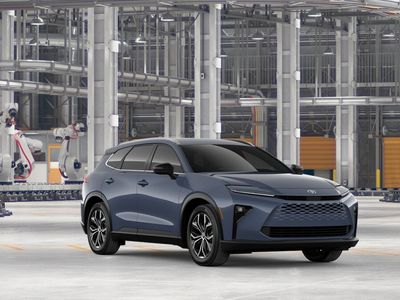 2026 Toyota Crown Signia — photo 15 view