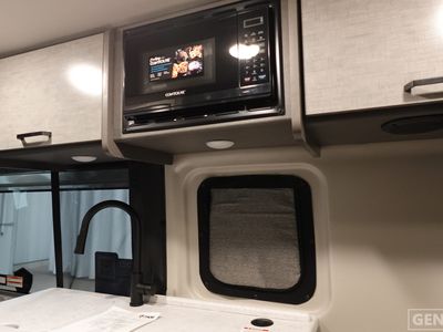 2026 Thor Motor Coach Tellaro Sport - Photo 7