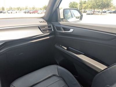 2024 Volkswagen Atlas Cross Sport - Photo 11