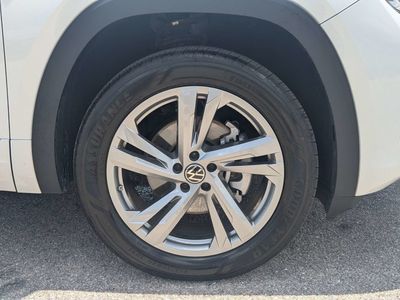 2024 Volkswagen Atlas Cross Sport - Photo 25