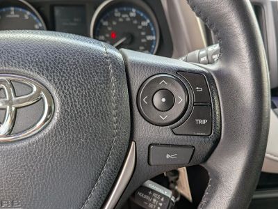 2017 Toyota RAV4 - Photo 17