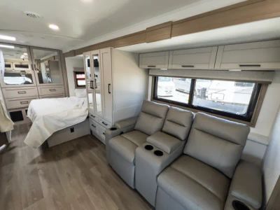 2027 Entegra ODYSSEY — photo 7 view