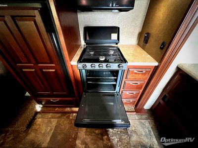 2015 Winnebago Voyage - Photo 9